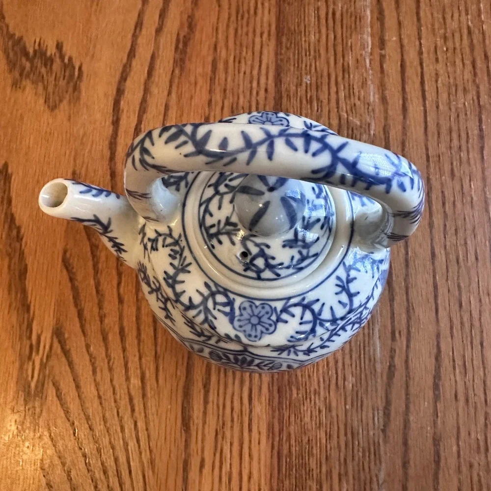 Vintage Teapot Small Blue White Chinoiserie Floral Ceramic Decor